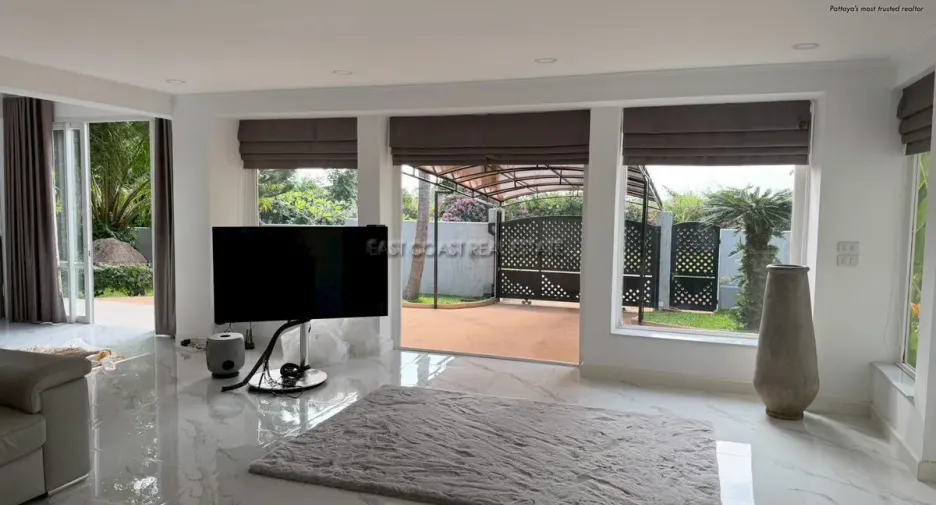 Haus zur Miete mit 5 Zimmer in Huay Yai, Pattaya