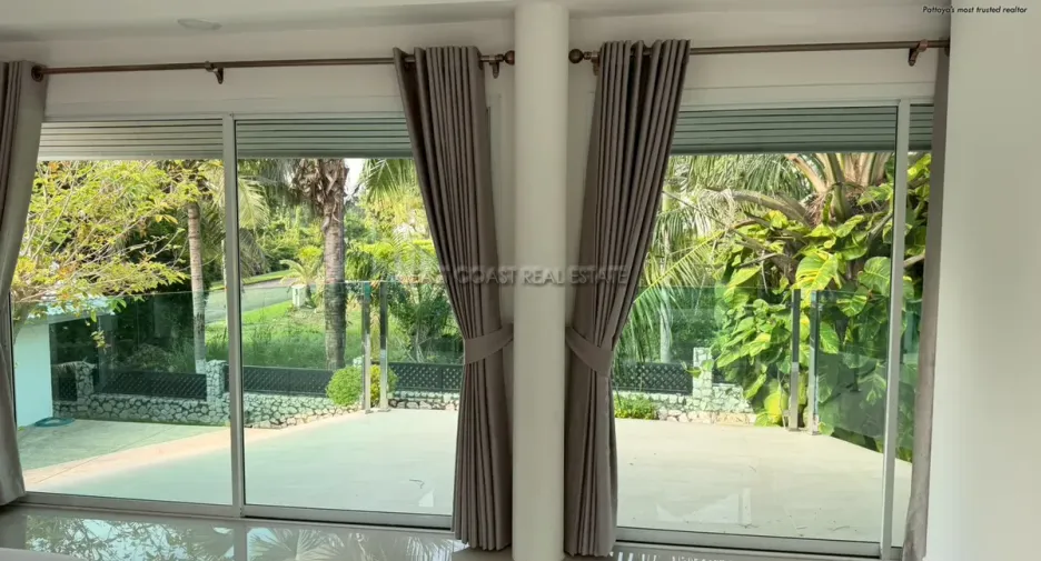 Haus zur Miete mit 5 Zimmer in Huay Yai, Pattaya