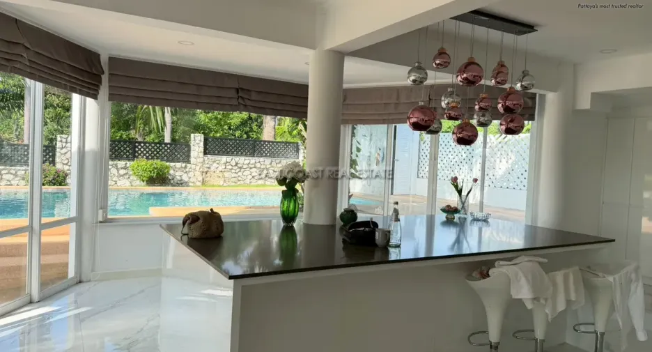 Haus zur Miete mit 5 Zimmer in Huay Yai, Pattaya