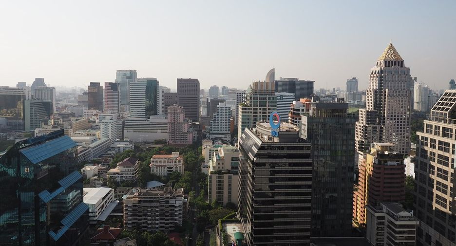 For rent 3 bedrooms condo in Sathon, Bangkok
