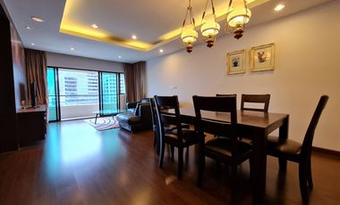 For rent 3 bedrooms condo in Sathon, Bangkok