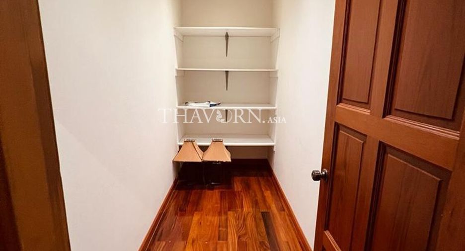 For sale 3 bedrooms condo in Bang Lamung, Chonburi
