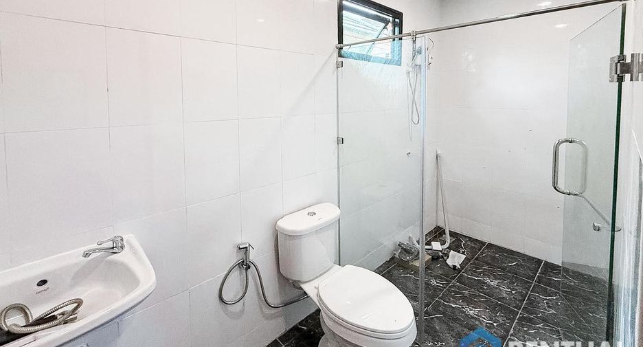For sale 3 bedrooms house in Huay Yai, Pattaya
