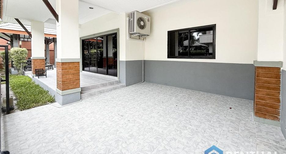 For sale 3 bedrooms house in Huay Yai, Pattaya