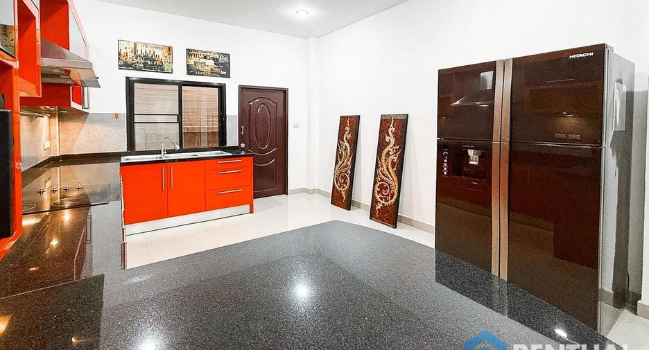 For sale 3 bedrooms house in Huay Yai, Pattaya