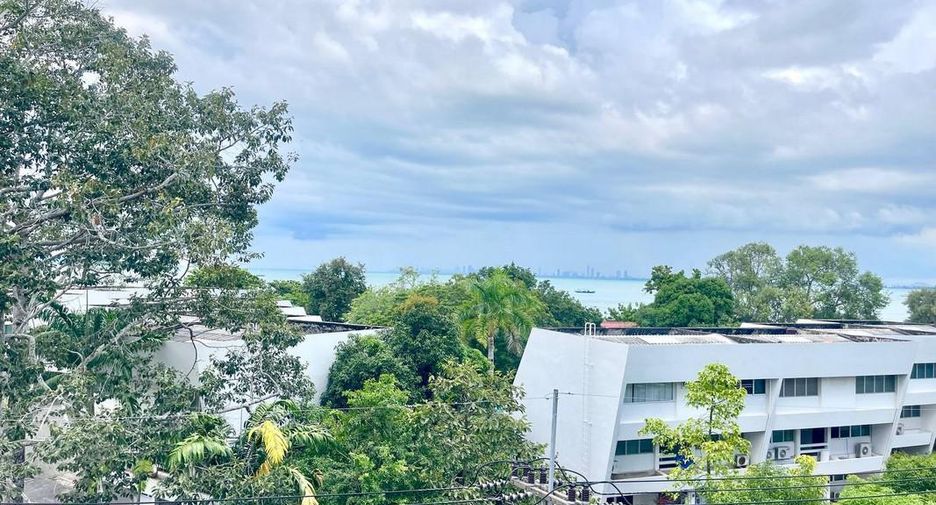 For sale 1 bed condo in Sattahip, Chonburi