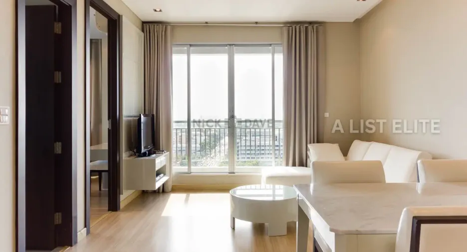 For sale 2 bedrooms condo in Ratchathewi, Bangkok
