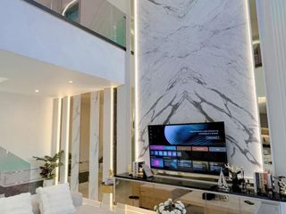Haus zur Miete mit 4 Zimmer in Bang Lamung, Chonburi