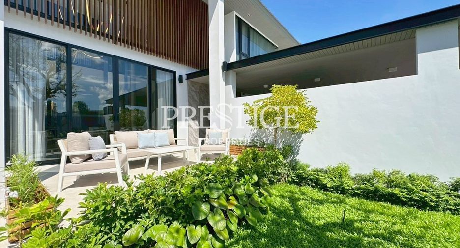 For sale 3 bedrooms house in East Pattaya, Pattaya
