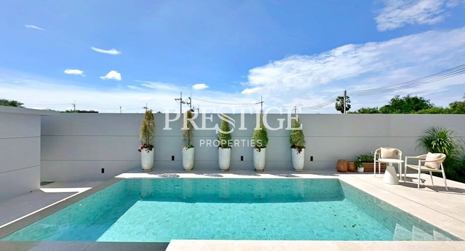 For sale 3 bedrooms house in East Pattaya, Pattaya