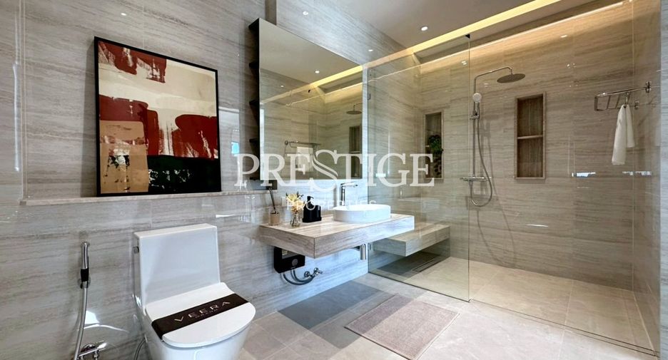 For sale 3 bedrooms house in East Pattaya, Pattaya