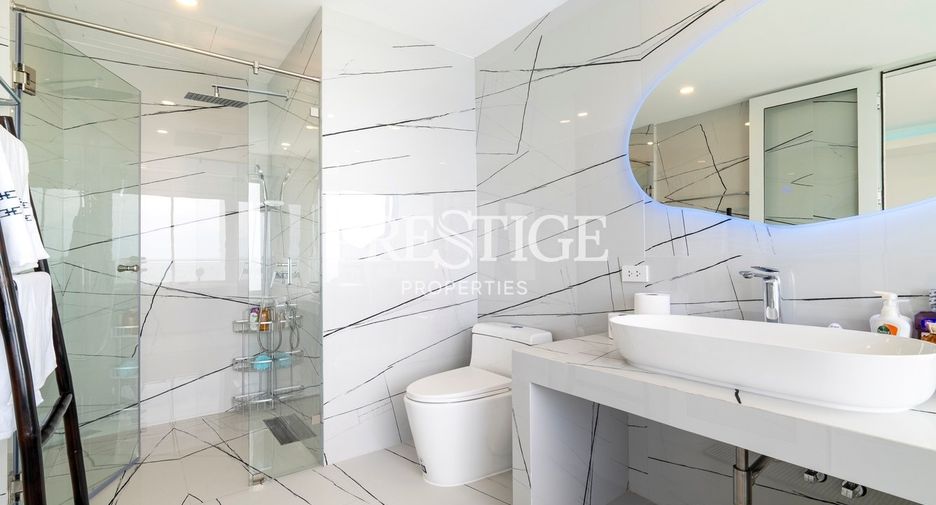 For sale 2 bedrooms condo in Bang Lamung, Chonburi