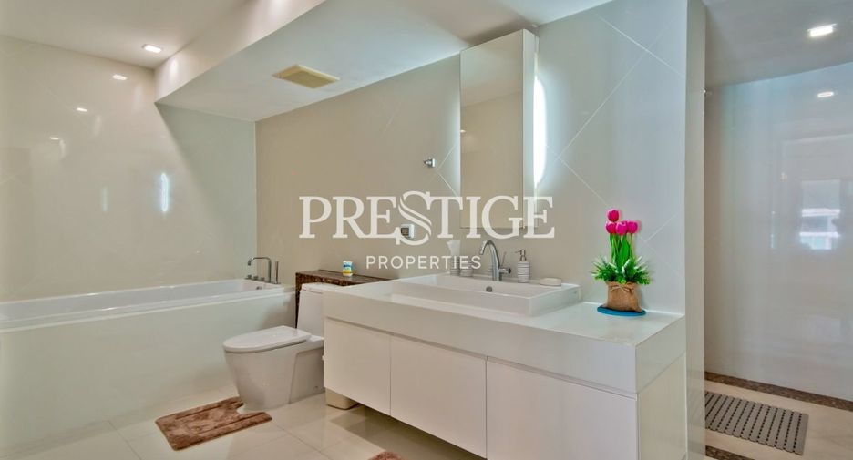 For sale 3 bedrooms condo in Bang Lamung, Chonburi