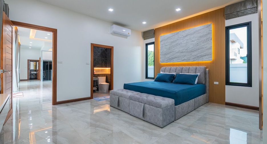 For sale 3 bedrooms house in Sattahip, Chonburi