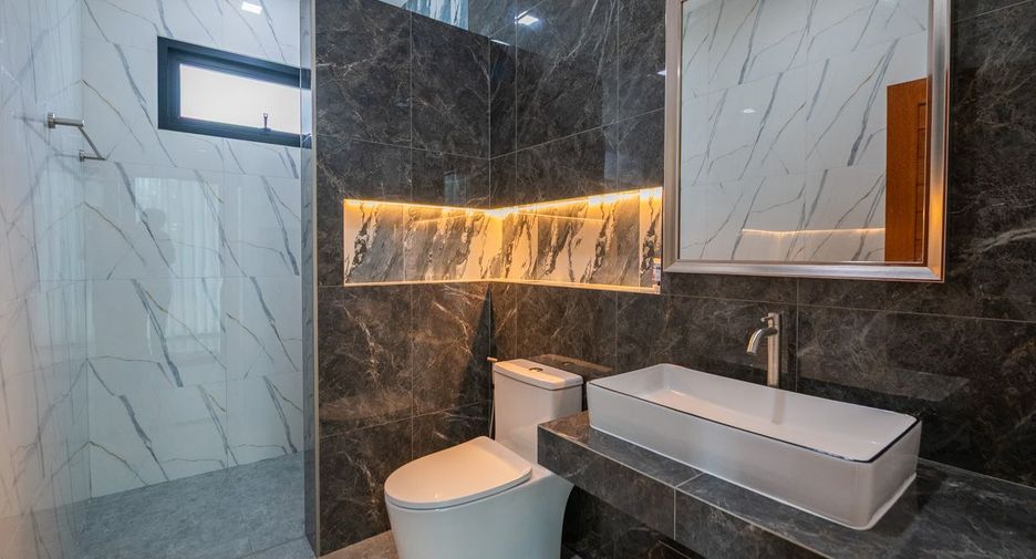 For sale 3 bedrooms house in Sattahip, Chonburi