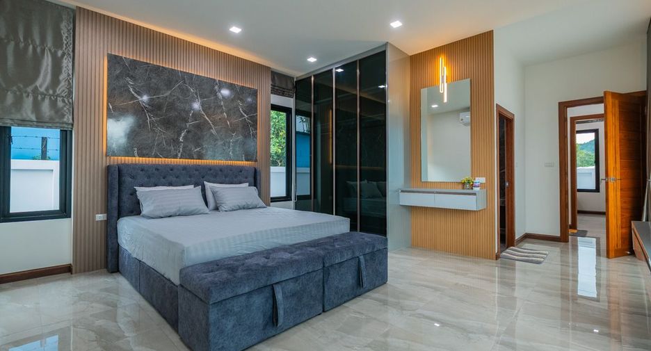 For sale 3 bedrooms house in Sattahip, Chonburi