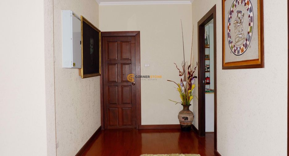 For rent そして for sale 4 ベッドルーム house in Bang Lamung, Chonburi