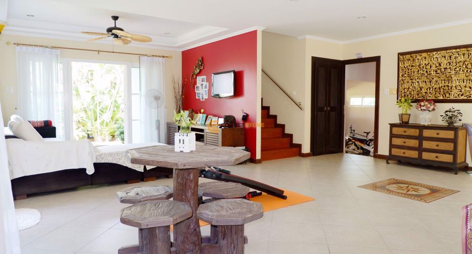 For rent そして for sale 4 ベッドルーム house in Bang Lamung, Chonburi