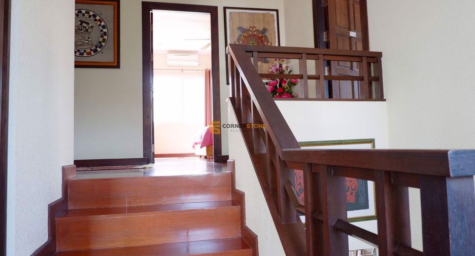 For rent そして for sale 4 ベッドルーム house in Bang Lamung, Chonburi