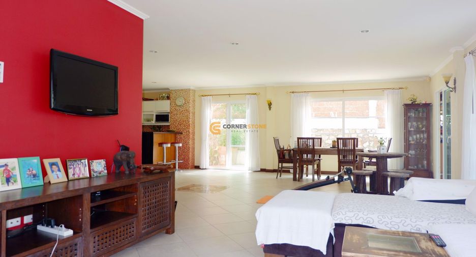 For rent そして for sale 4 ベッドルーム house in Bang Lamung, Chonburi