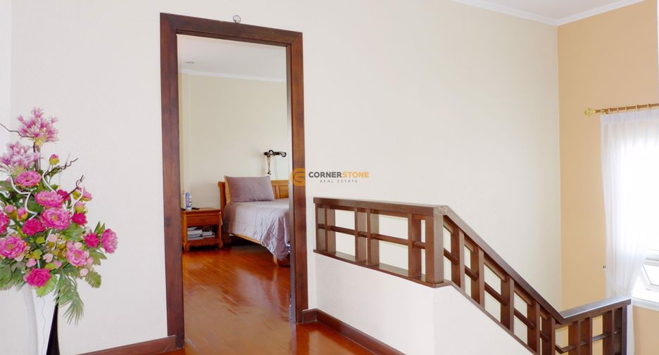 For rent そして for sale 4 ベッドルーム house in Bang Lamung, Chonburi