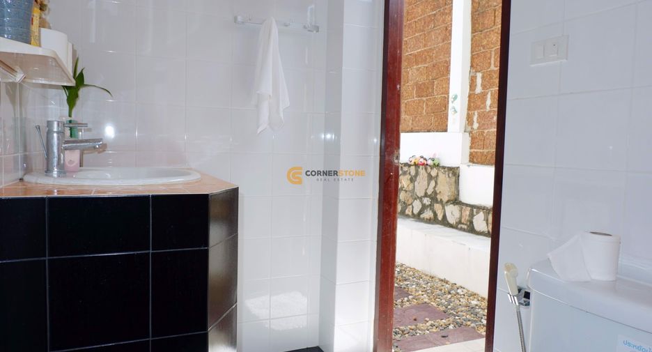 For rent そして for sale 4 ベッドルーム house in Bang Lamung, Chonburi