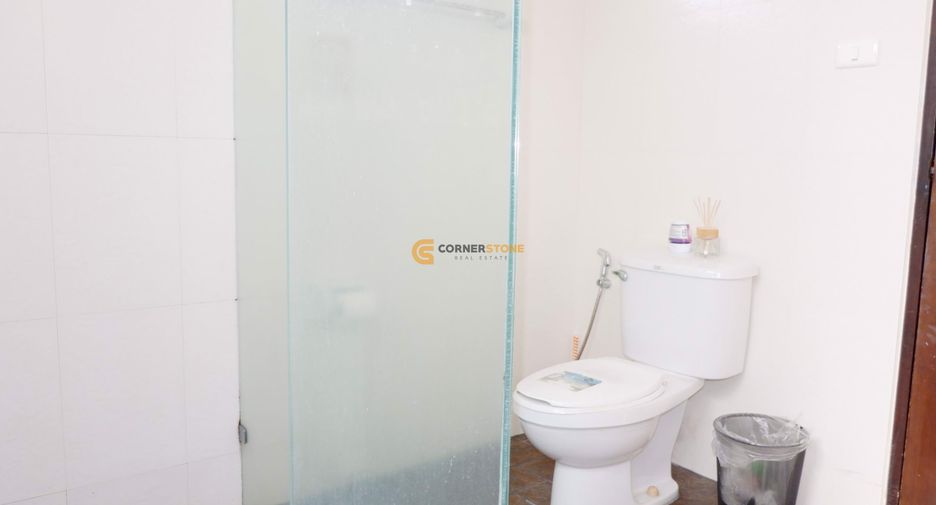 For rent そして for sale 4 ベッドルーム house in Bang Lamung, Chonburi
