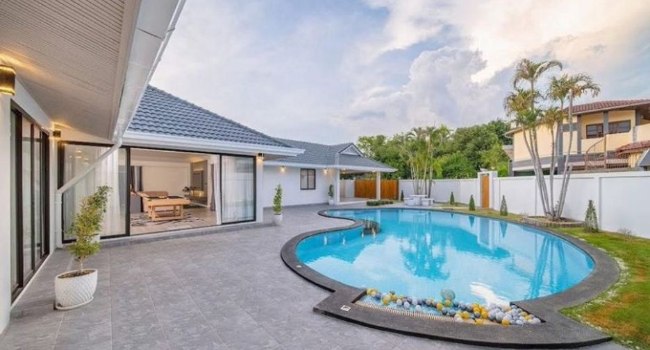 For sale 3 ベッドルーム house in Bang Lamung, Chonburi