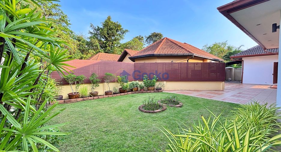 Casa en venta de 4 habitaciones en Bang Lamung, Chonburi