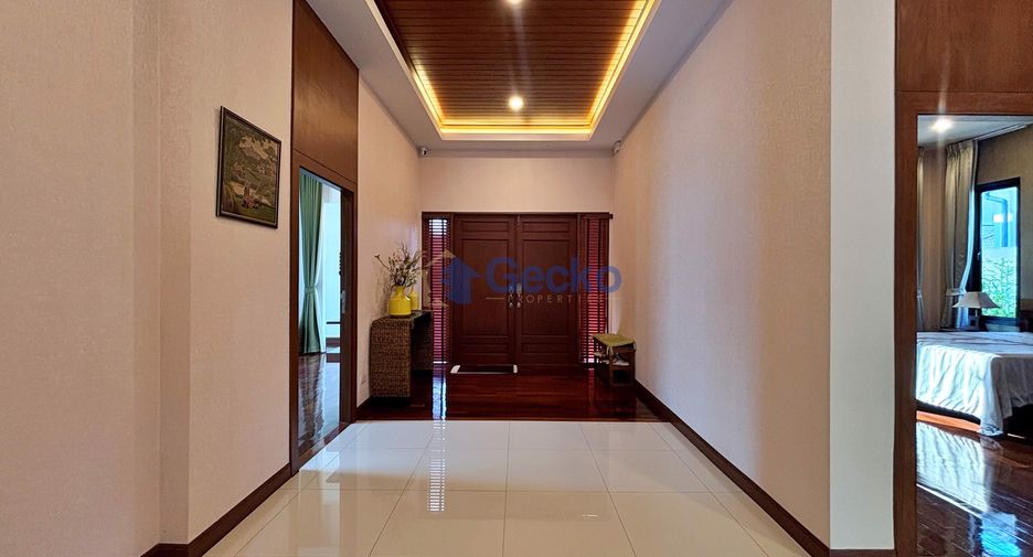 Casa en venta de 4 habitaciones en Bang Lamung, Chonburi