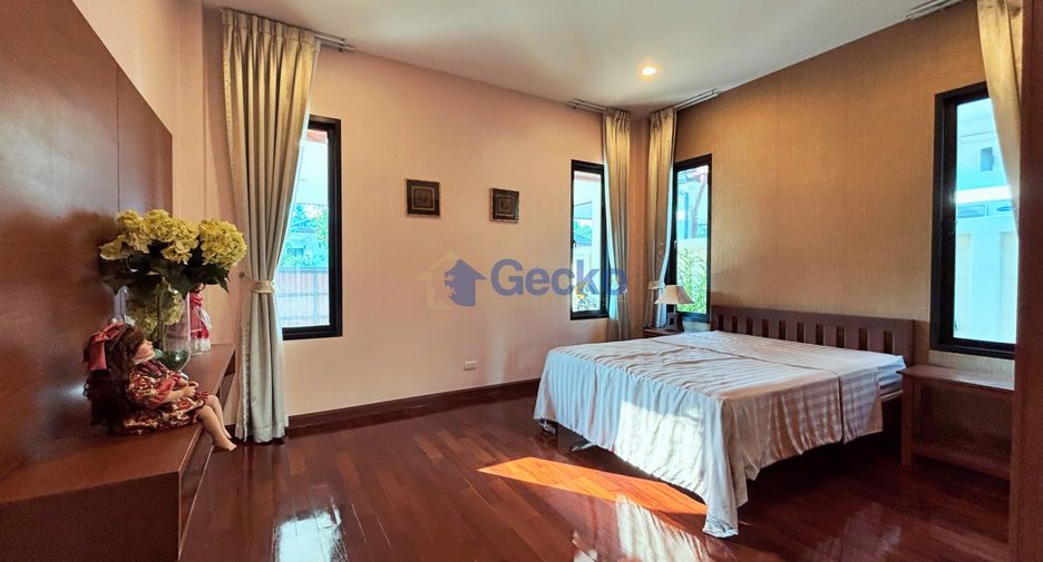 Casa en venta de 4 habitaciones en Bang Lamung, Chonburi