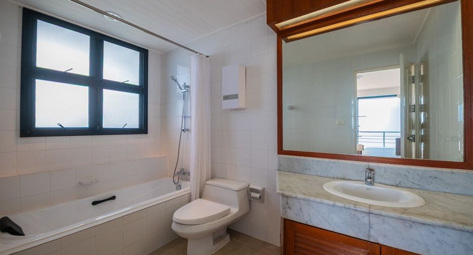 À vendre 3 chambres condo à Pratumnak, Pattaya
