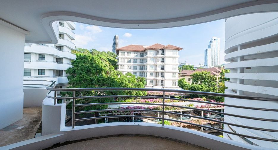 À vendre 3 chambres condo à Pratumnak, Pattaya