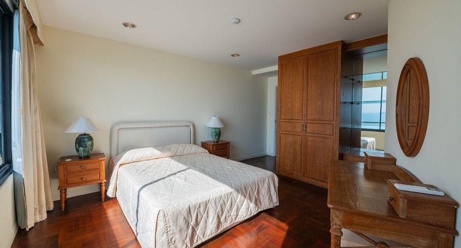 À vendre 3 chambres condo à Pratumnak, Pattaya