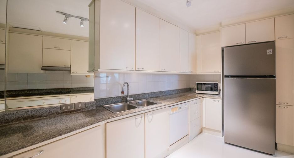À vendre 3 chambres condo à Pratumnak, Pattaya