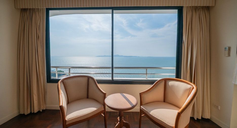 À vendre 3 chambres condo à Pratumnak, Pattaya