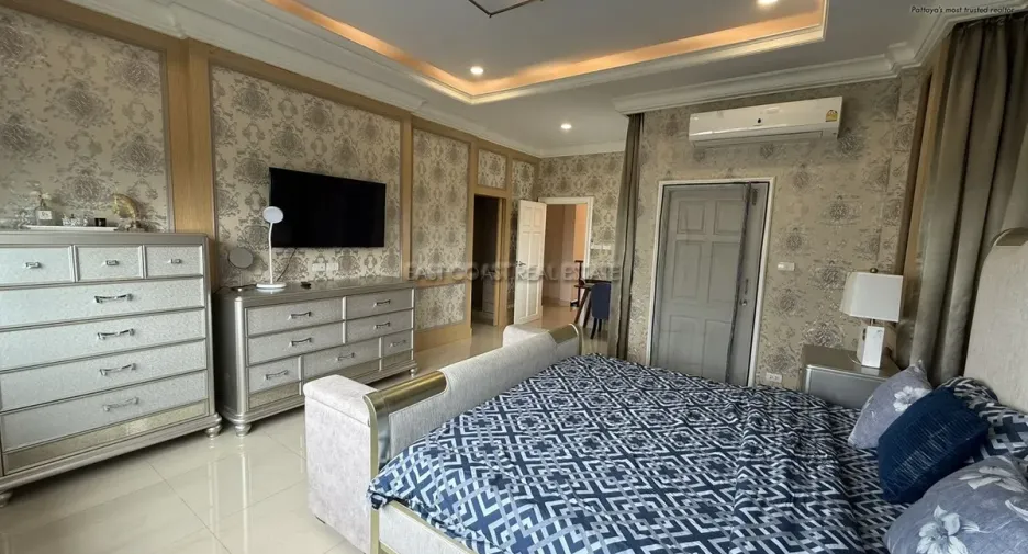 Haus zur Miete mit 4 Zimmer in Huay Yai, Pattaya