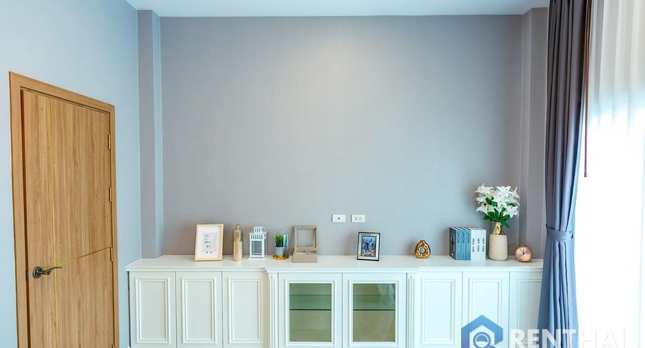 For sale 5 bedrooms house in Bang Lamung, Chonburi