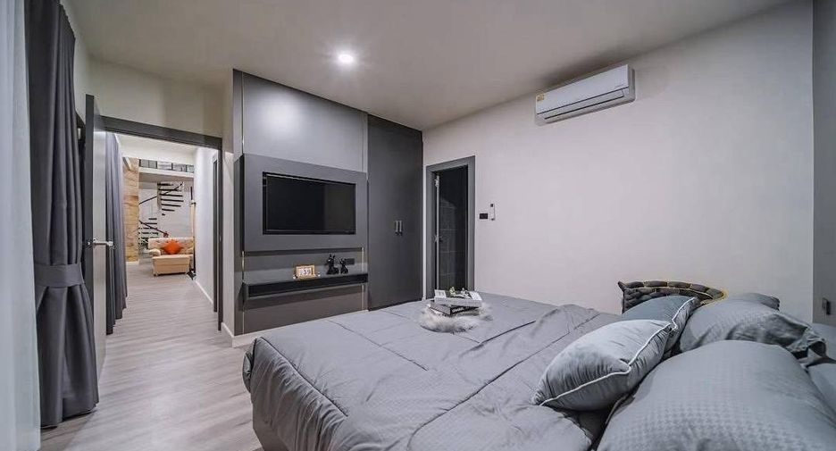 Haus zum Kauf mit 3 Zimmer in Bang Lamung, Chonburi