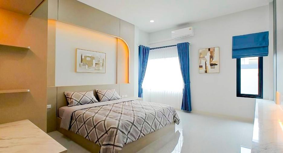 Casa en venta de 4 habitaciones en Bang Lamung, Chonburi