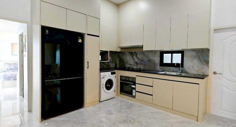 Casa en venta de 4 habitaciones en Bang Lamung, Chonburi