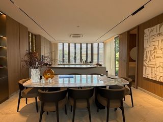 For sale 4 bedrooms townhouse in Phaya Thai, Bangkok