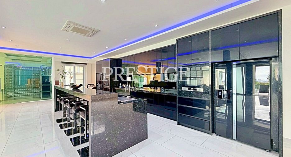 Casa en venta y en alquiler de 10 habitaciones en Bang Lamung, Chonburi