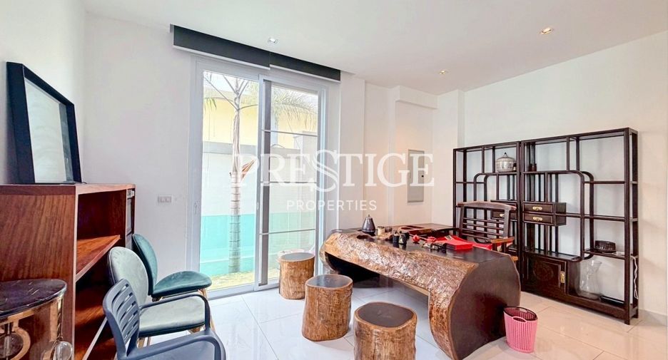 Casa en venta y en alquiler de 10 habitaciones en Bang Lamung, Chonburi