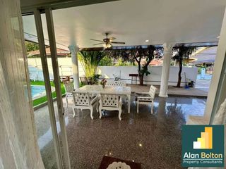 Villa zur Miete mit 5 Zimmer in Bang Lamung, Chonburi