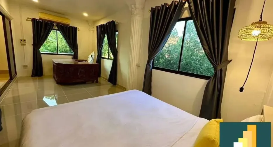 For rent 5 bedrooms house in Jomtien, Pattaya