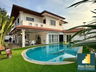 Villa zur Miete mit 5 Zimmer in Bang Lamung, Chonburi