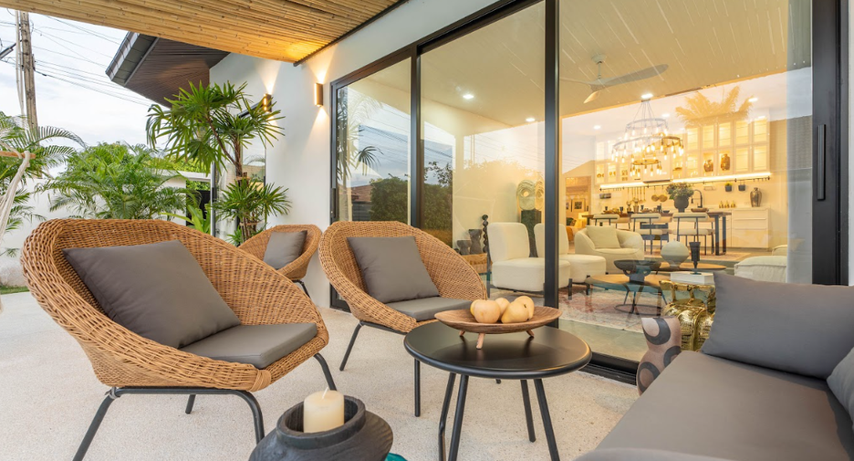For sale 5 bedrooms villa in East Pattaya, Pattaya