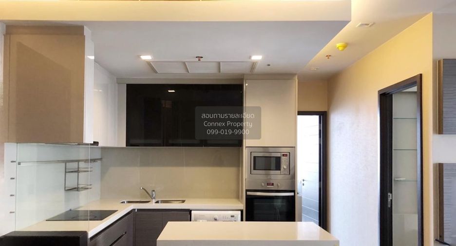 For rent 2 bedrooms condo in Huai Khwang, Bangkok