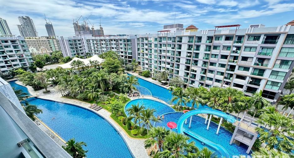 For sale 2 ベッドルーム condo in Bang Lamung, Chonburi